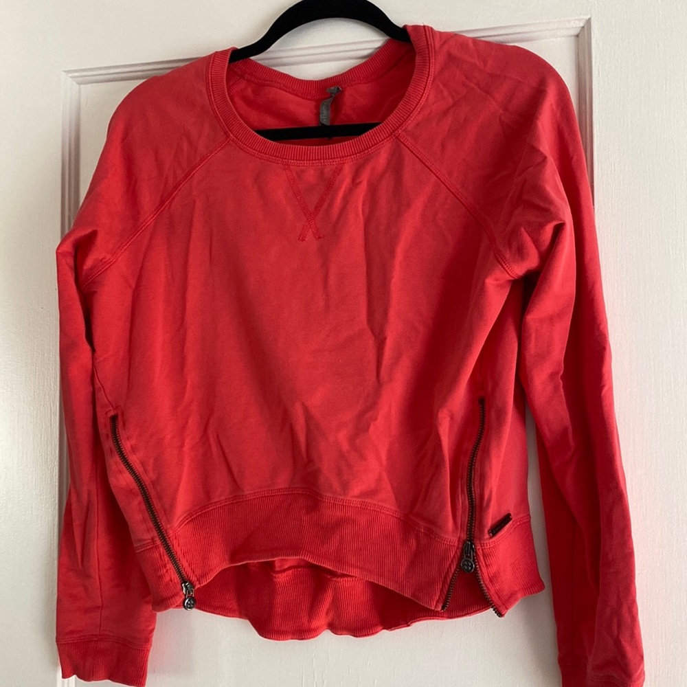 Sweaty Betty pink sweatshirt